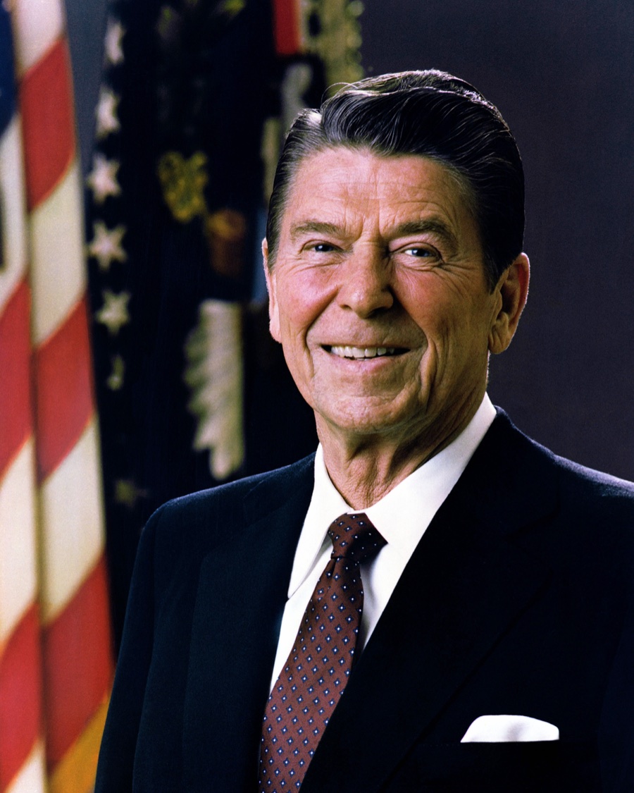 Ronald Reagan's 1981 presidential portrait.